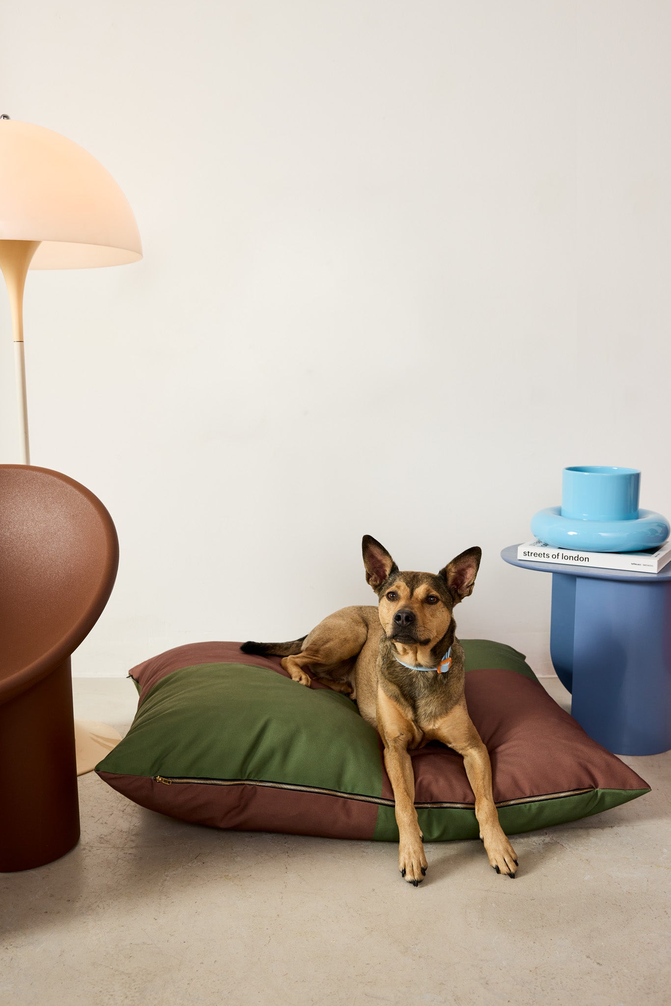 The Fritz Dog  Bed - Quartier